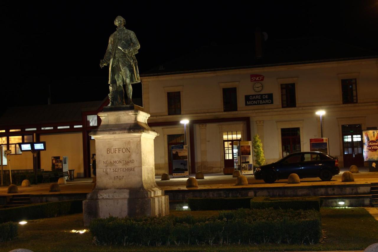 Hotel Restaurant Les Templiers Montbard Zewnętrze zdjęcie