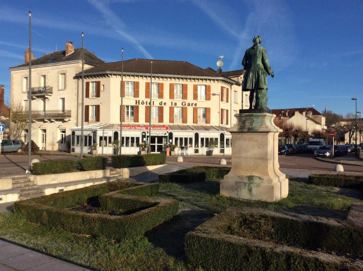 Hotel Restaurant Les Templiers Montbard Zewnętrze zdjęcie